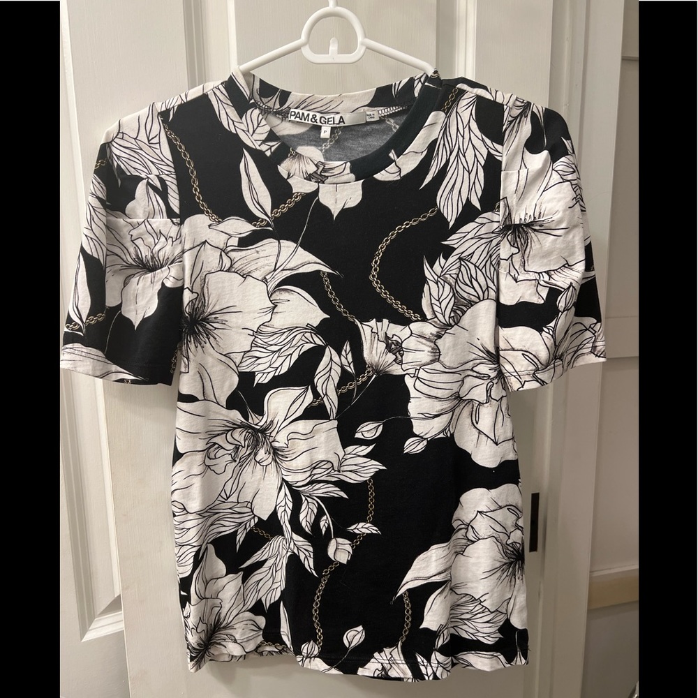 Pam & Gela black and white top